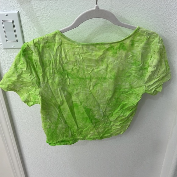 NEW Superdown Green Tie Dye Crop Top - Picture 9 of 9